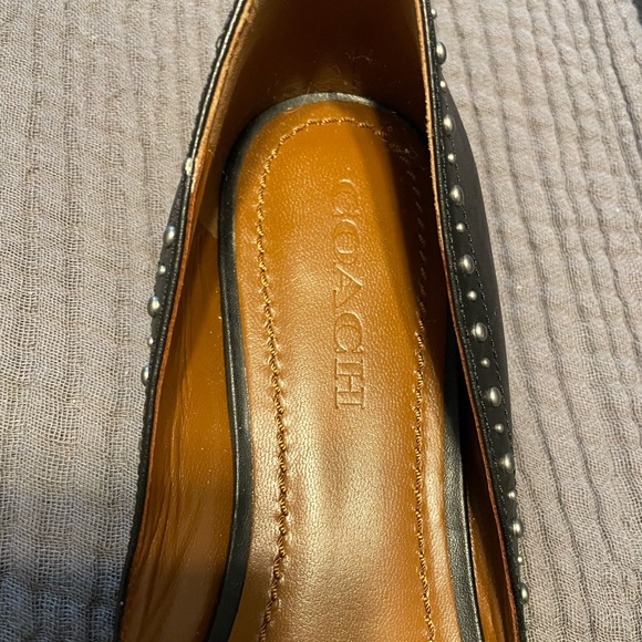 Coach Valintina Flats With Studs in Black Leather Pointed Toe Size 10 - Picture 2 of 3